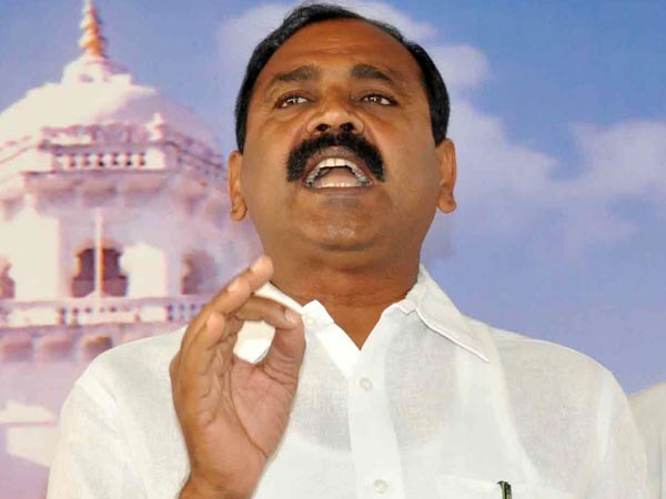 బాబు అవినీతిపై ఎల్లో మీడియా మౌనం దేనికి?
