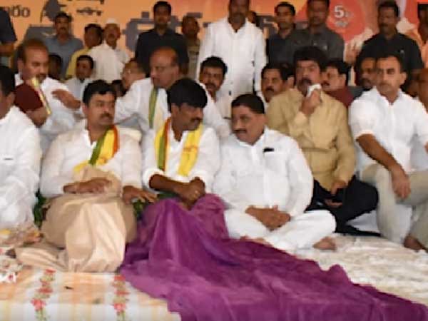 ఇవే కదా...ద్వంద ప్రమాణాలంటే