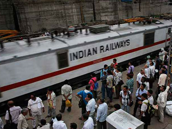 Indian Railways: Railways to go after ticketless passengers after drive against excess baggage Indian Railways: Railways to go after ticketless passengers after drive against excess baggage