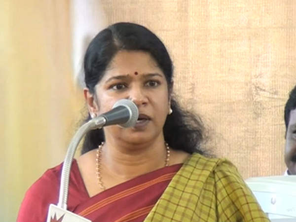 Kanimozhi supports TDP MP and MLC deeksha for Kadapa steel plant Kanimozhi supports TDP MP and MLC deeksha for Kadapa steel plant