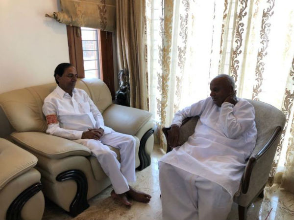deve gowda will come to hyderabad to meet KCR deve gowda will come to hyderabad to meet KCR