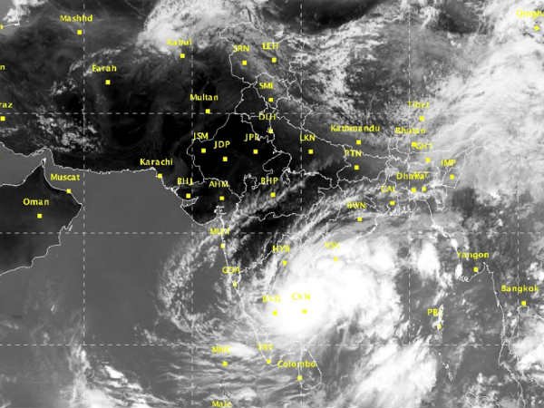 Acute low pressure in the Bay of Bengal: Rain alert for coastal and Rayalaseema Acute low pressure in the Bay of Bengal: Rain alert for coastal and Rayalaseema