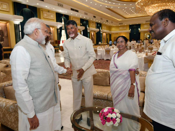 ప్రగల్భాలు పలికి తోకముడిచారు