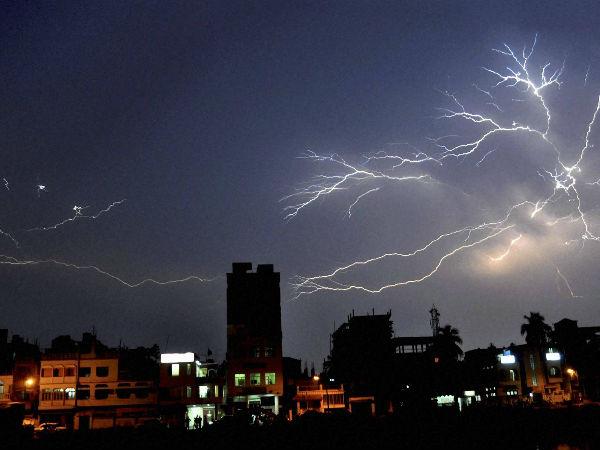 Monsoon update: Extremely heavy rain alert for Assam, Meghalaya Monsoon update: Extremely heavy rain alert for Assam, Meghalaya