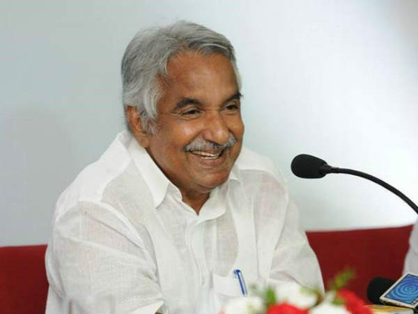 పూర్వవైభవం కోసం ఊమన్ చాందీ ప్రయత్నం