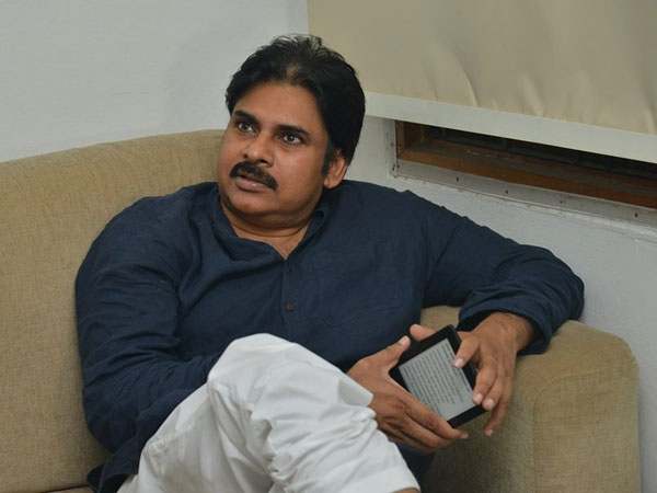 పవన్ వ్యాఖ్యలు చైల్డిష్