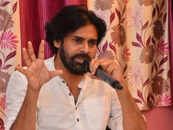 బెడ్రూంలో కూర్చోబెట్టుకొని మాట్లాడటం ఏమిటి?