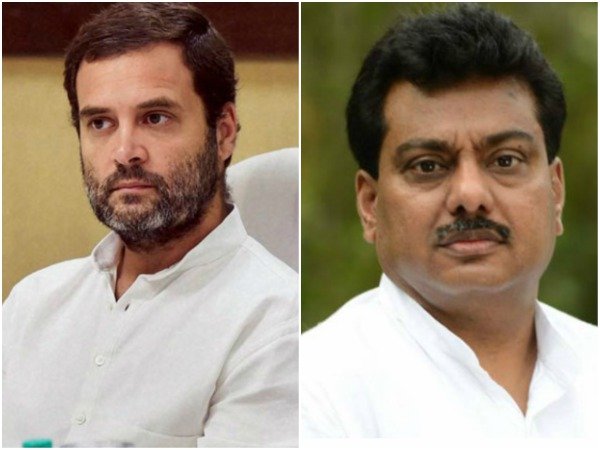Dissident congress MLAs leader MB Patil on the way to Delhi to meet AICC president Rahul Gandhi. Dissident congress MLAs leader MB Patil on the way to Delhi to meet AICC president Rahul Gandhi.