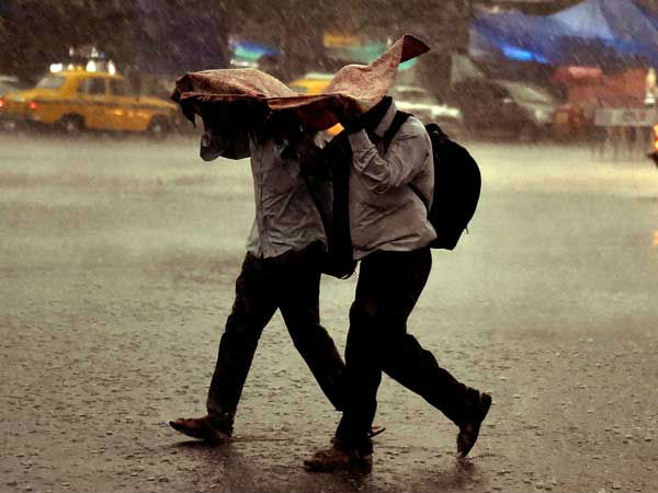 Monsoon updates: SW monsoon advances towards central India Monsoon updates: SW monsoon advances towards central India