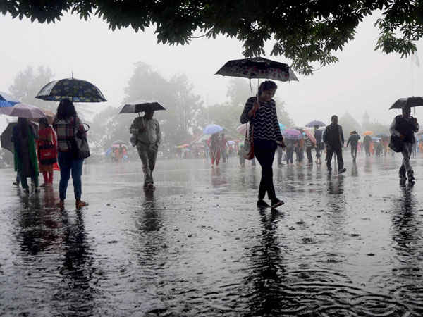 Monsoon updates: IMD issues warning of heavy rain, thunderstorms in several states Monsoon updates: IMD issues warning of heavy rain, thunderstorms in several states