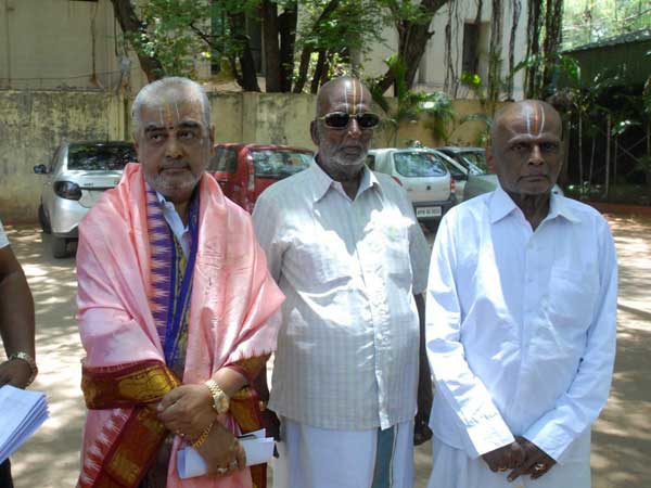 అప్పుడు సవాల్ జవాబ్ పట్టీ తయారు చేశారు
