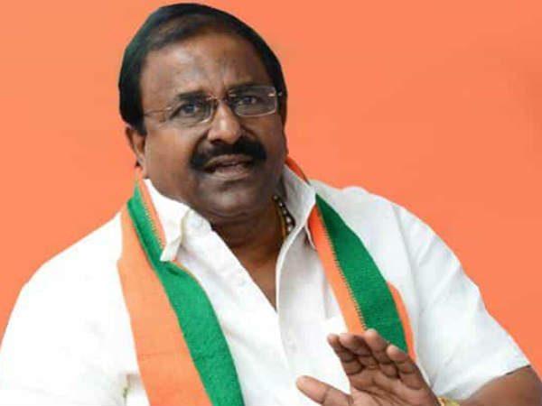 Chandrababu loot Rs 43,000 crore in central schemes ...i will complaint to CBI: Somu Veerraju Chandrababu loot Rs 43,000 crore in central schemes ...i will complaint to CBI: Somu Veerraju