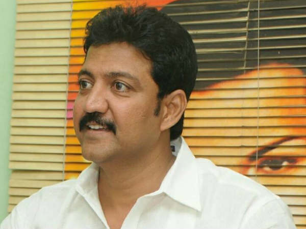 అందరి ఆదేశాలు...బేఖాతరు