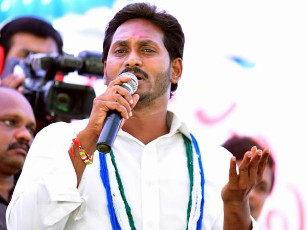 పాదయాత్రలో...నేను గమనించినవి