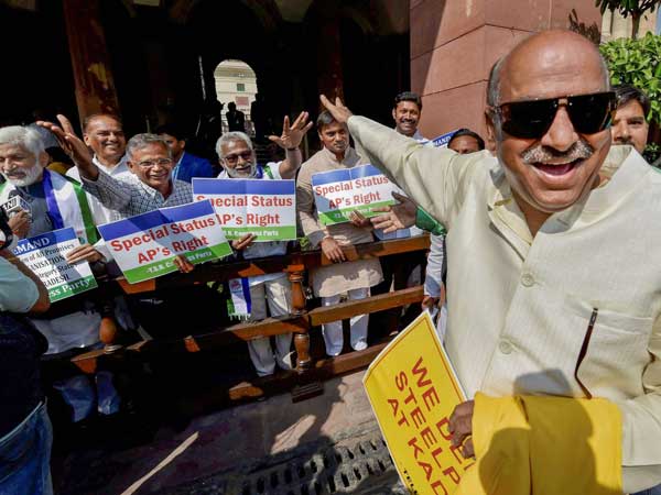 war of words between TDP-YCP over resignations war of words between TDP-YCP over resignations