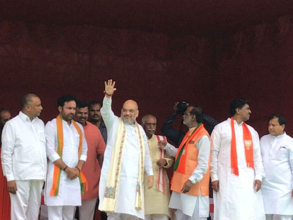 Amit Shah reaches Hyderabad on Friday afternoon Amit Shah reaches Hyderabad on Friday afternoon