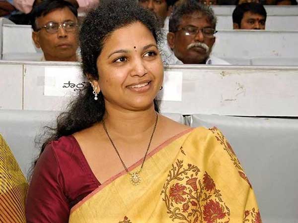 బుట్టా రేణుకను పిలవడం చిన్న విషయం