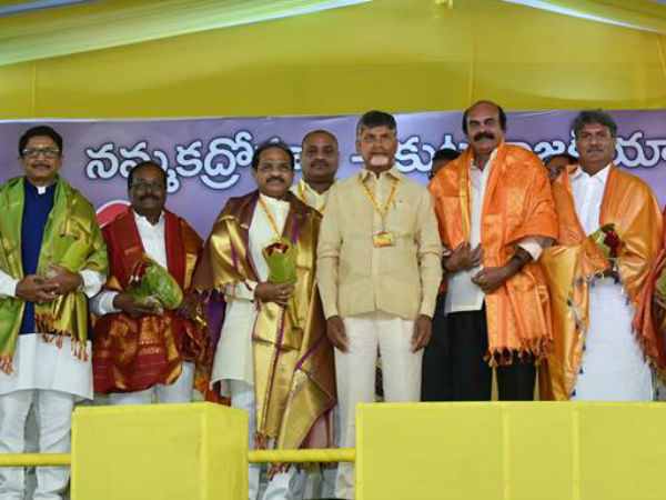 జగన్ దృష్టంతా వాటిపైనే..