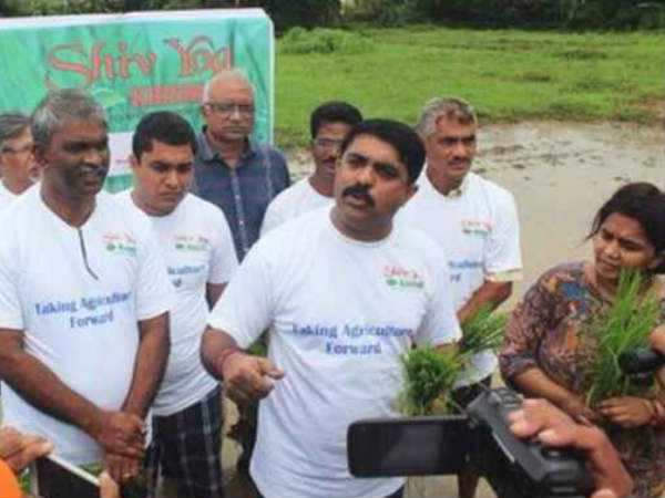 Chant Vedic mantras..paddy yield will increase,says Goa Minister Chant Vedic mantras..paddy yield will increase,says Goa Minister
