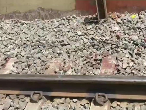 Terror journey:Footboarding in train kills five Terror journey:Footboarding in train kills five