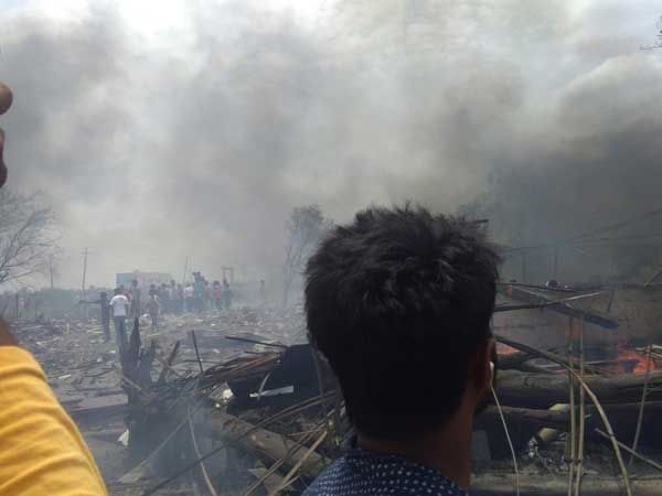 Massive Fire Breaks Out At Bhadrakali Fireworks In Warangal Massive Fire Breaks Out At Bhadrakali Fireworks In Warangal