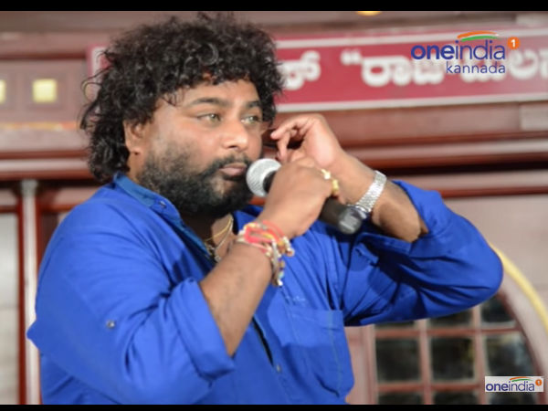 నా చెప్పుతో సమానం