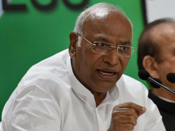 Chaiwala Is PM Because Congress Preserved Democracy: Mallikarjun Kharge Chaiwala Is PM Because Congress Preserved Democracy: Mallikarjun Kharge