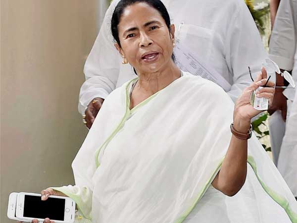 మమత నిర్ణయమే కీలకమా...?
