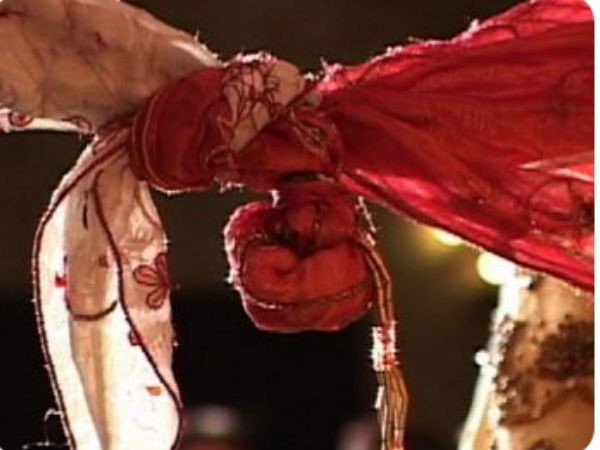 Marriage stoped after morphing photos sent grooms in East Godavati Marriage stoped after morphing photos sent grooms in East Godavati