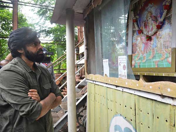ఆ తల్లి కళ్లు తెరిస్తే ఏమవుతారో తెలియదు