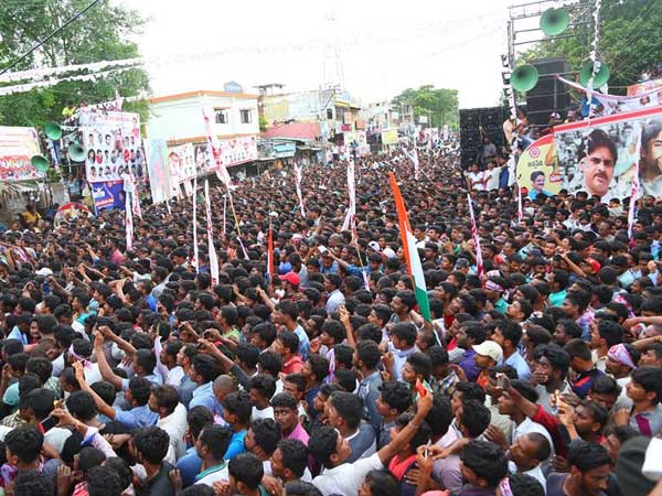 మోడీ, ట్రంప్లతో పోల్చుకున్న జనసేనాని
