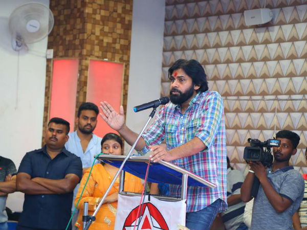 Pawan Kalyan takes on Chandrababu for caste politics Pawan Kalyan takes on Chandrababu for caste politics