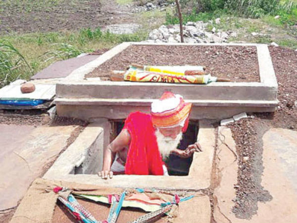 Septuagenarian attempts to bury self to reach God Septuagenarian attempts to bury self to reach God