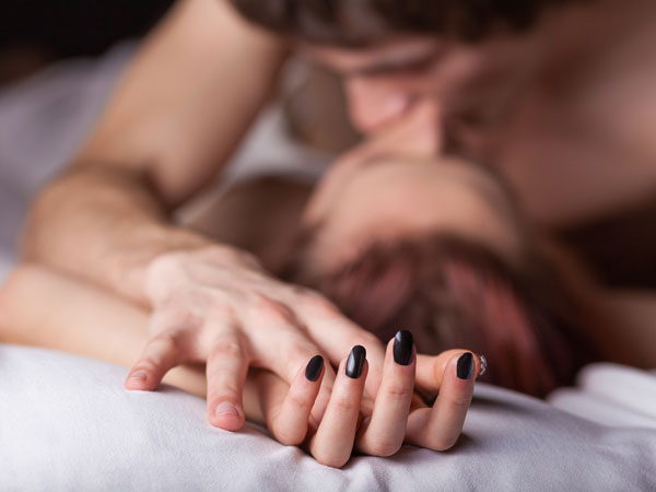 Israeli man booked year after girlfriend dies of suffocation during sex in Mumbai hotel Israeli man booked year after girlfriend dies of suffocation during sex in Mumbai hotel
