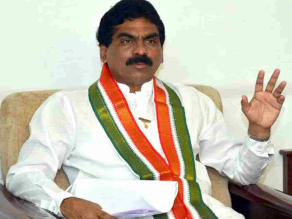 హోదాతోనే అభివృద్ది:లగడపాటి