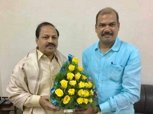 తెలుగువారికి చేస్తున్న సంక్షేమ కార్యక్రమాలు