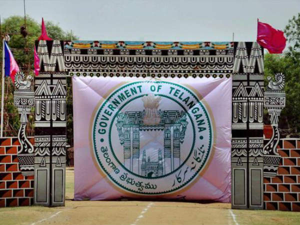 సచివాలయం సాక్షిగా తిట్లదండకం.. ఆ తర్వాత ఫైటింగ్..
