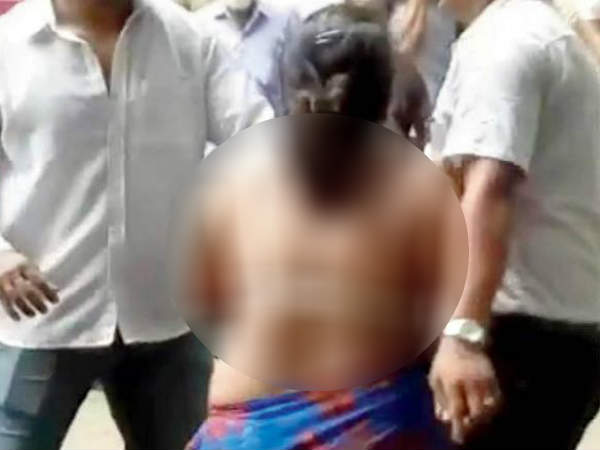 Two sisters go half naked to escape arrest Two sisters go half naked to escape arrest