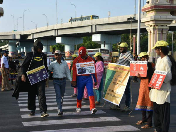 Superman appears on the busy chennai road..here is why..! Superman appears on the busy chennai road..here is why..!