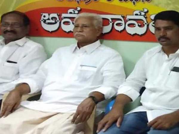 దమ్ముంటే అక్కడ చెయ్ రాజకీయాలు.. వైసీపీ నేతలకు ఫోన్లు..