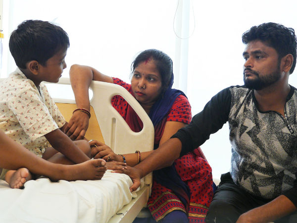 After losing his first son, this poor worker is fighting to save his second After losing his first son, this poor worker is fighting to save his second