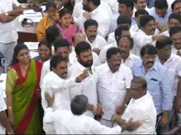 అలాంటి అన్నిచోట్లా...పేర్లు ఖరారు!