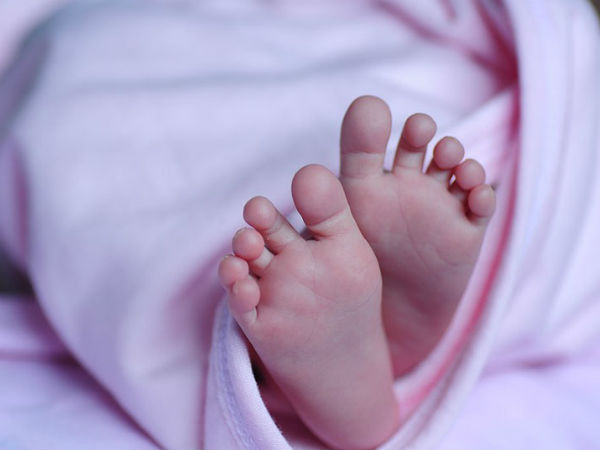 Mother fed up with girls, kills new born baby girl Mother fed up with girls, kills new born baby girl
