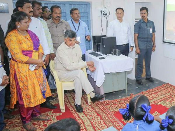 చెరోపక్క పెట్టుకొని...బిజెపి మోసం