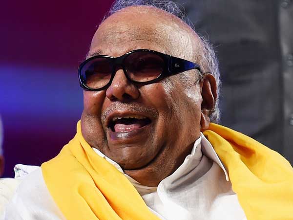 Major Controversy Breaks Out as Tamil Nadu Govt Denies Space for Karunanidhi Major Controversy Breaks Out as Tamil Nadu Govt Denies Space for Karunanidhi