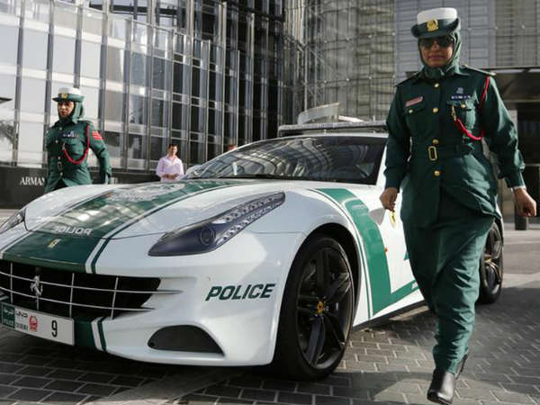 Dubai Police Fines British Tourist Rs 30 Lakh for Driving a Lamborghini Huracan Too Fast Dubai Police Fines British Tourist Rs 30 Lakh for Driving a Lamborghini Huracan Too Fast
