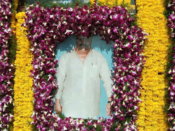 మీ పుట్టిన రోజునే నా కొడుకు పెళ్లని చెప్పా