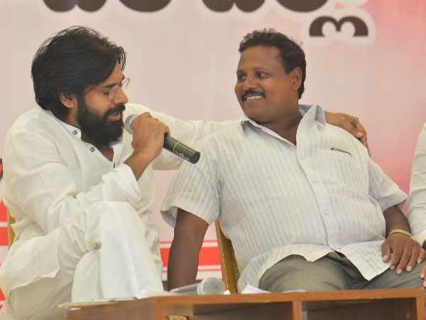 నాకు అది బాధ కలుగుతోంది