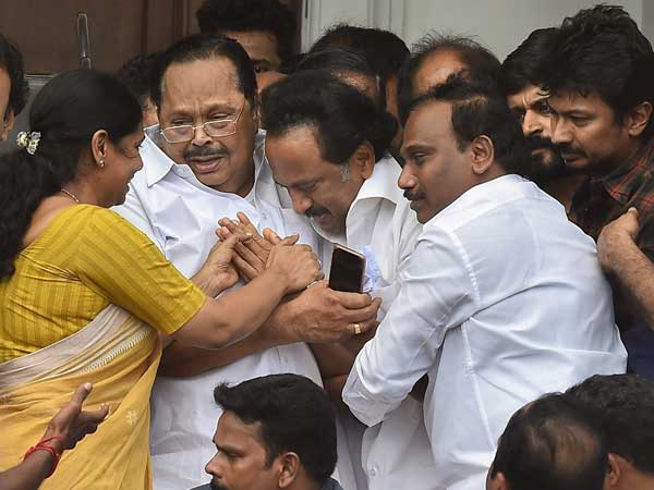 స్టాలిన్కు ఆ లక్షణాలు