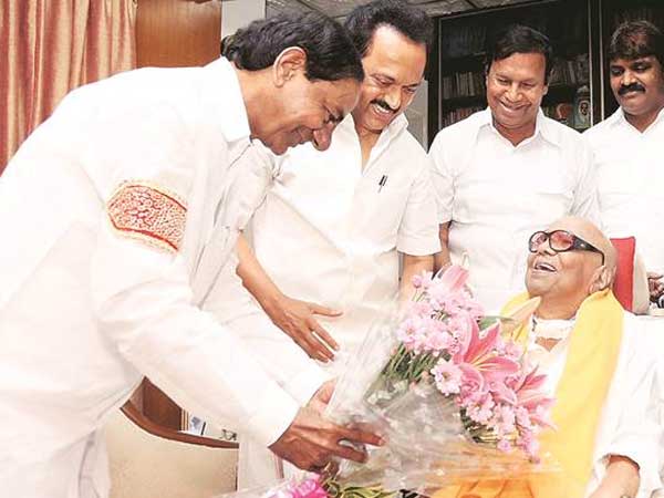 kcr express deep condolence to karunanidhis family kcr express deep condolence to karunanidhis family